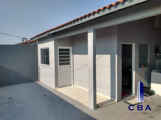 #2551 - Casa para Venda em Cuiabá - MT