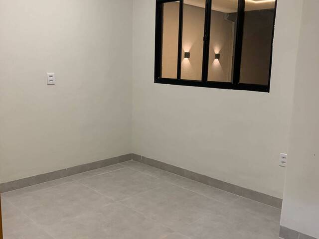 Casa para Venda em Cuiabá - 4