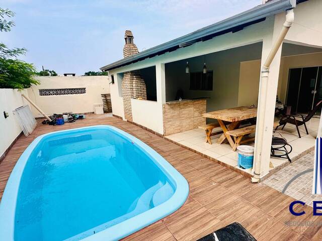 Casa para Venda em Cuiabá - 2