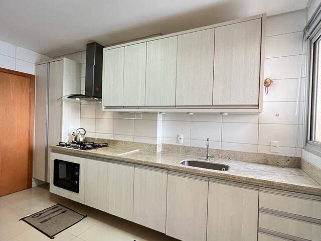 Apartamento para Venda em Cuiabá - 4