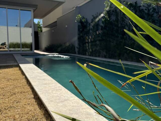 Casa para Venda em Cuiabá - 2