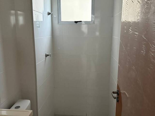 Apartamento para Venda em Várzea Grande - 4