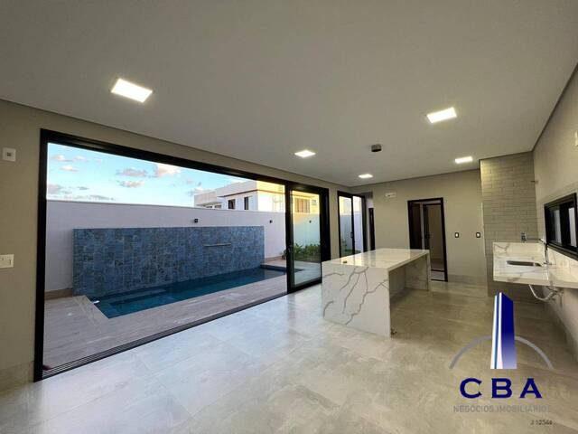 Casa para Venda em Cuiabá - 2