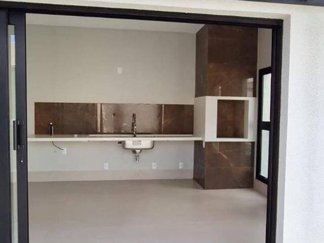 Casa em condomínio para Venda em Cuiabá - 3