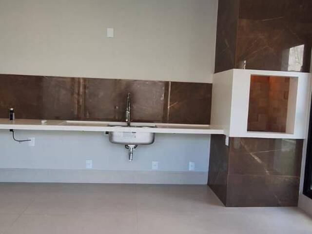 Casa em condomínio para Venda em Cuiabá - 2