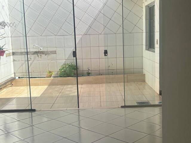 Casa para Venda em Cuiabá - 2