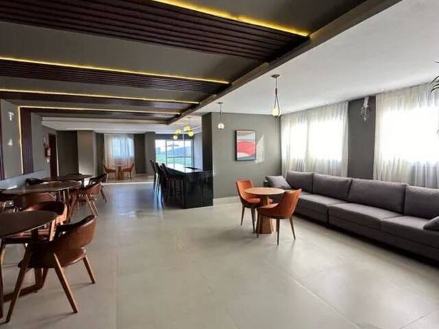 Apartamento para Venda em Cuiabá - 2