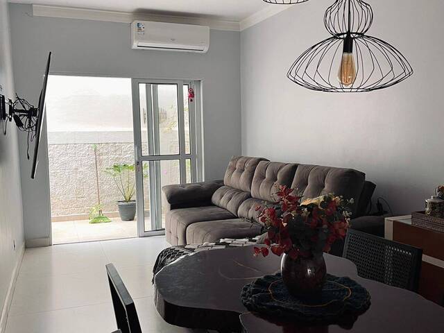 Apartamento para Venda em Cuiabá - 2