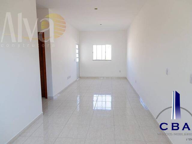 Casa para Venda em Cuiabá - 2