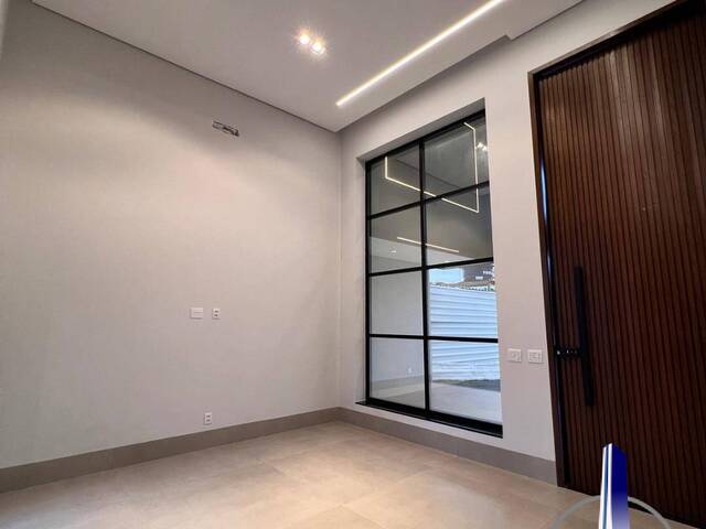 Casa para Venda em Cuiabá - 4