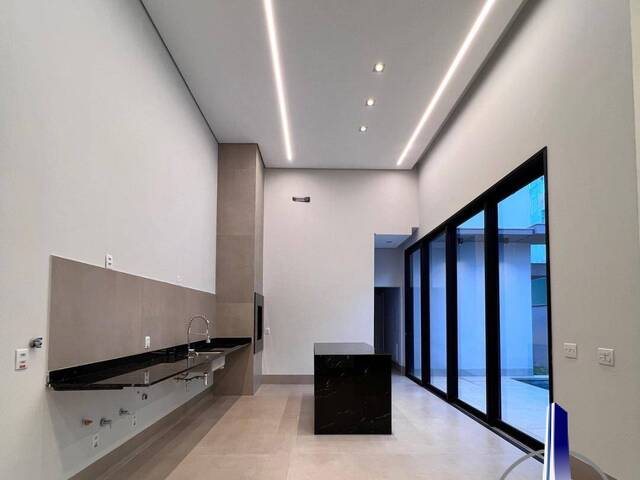 Casa para Venda em Cuiabá - 5