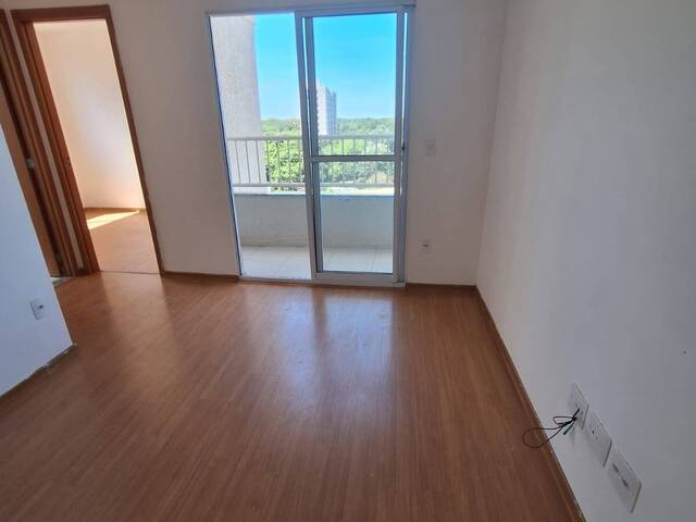 Apartamento para Venda em Cuiabá - 2