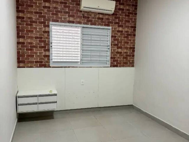 Casa para Venda em Cuiabá - 3