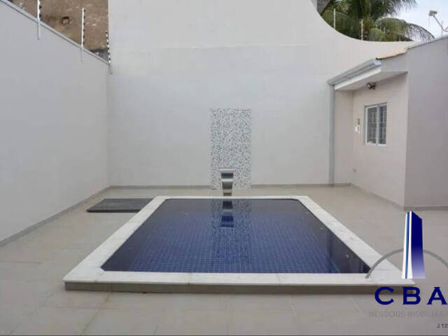 Casa para Venda em Cuiabá - 2