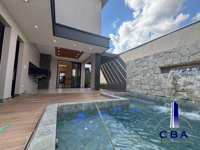 Casa para Venda em Cuiabá - 2