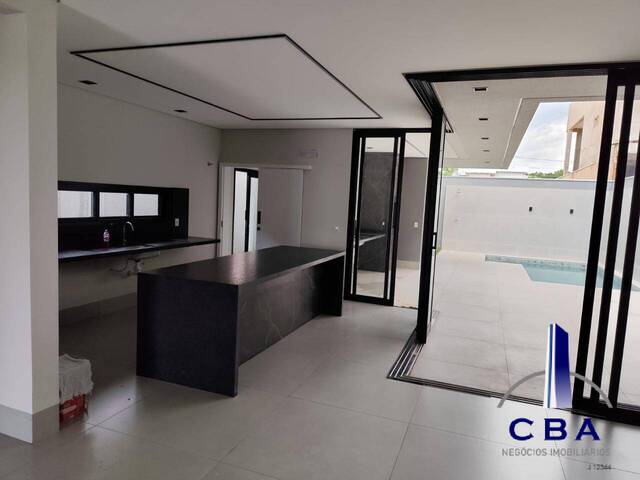 Casa para Venda em Cuiabá - 4