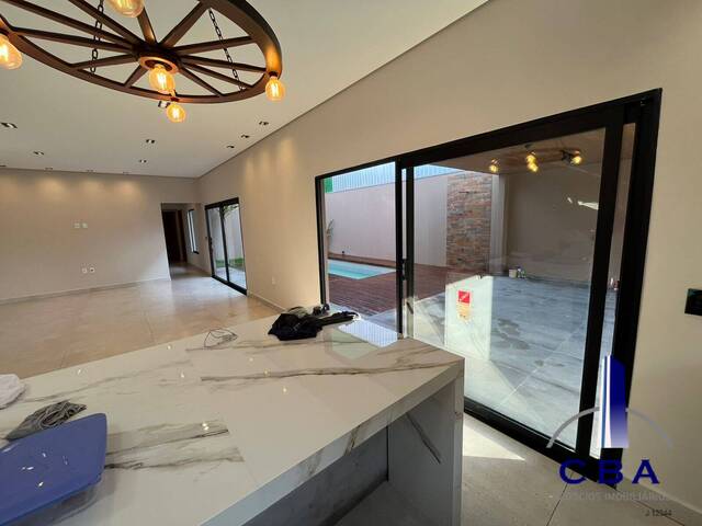 Casa para Venda em Cuiabá - 5