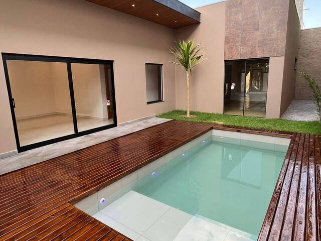 Casa para Venda em Cuiabá - 3