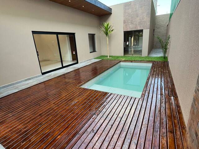 Casa para Venda em Cuiabá - 2