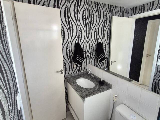 Apartamento para Venda em Cuiabá - 2