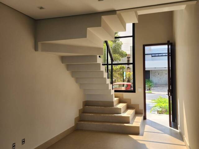 #3107 - Casa para Venda em Cuiabá - MT - 2