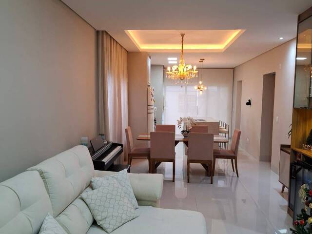 Casa para Venda em Cuiabá - 4