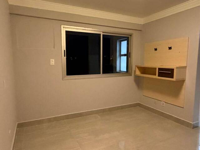 Apartamento para Venda em Cuiabá - 2