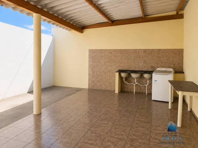 Casa para Venda em Cuiabá - 2