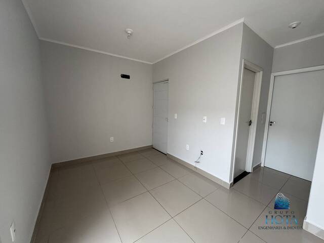 Casa para Venda em Cuiabá - 2