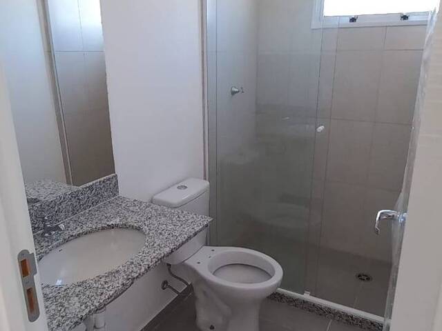 Casa para Venda em Várzea Grande - 4