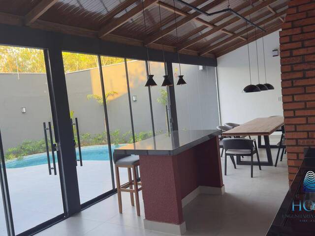 #3221 - Casa para Venda em Cuiabá - MT - 1