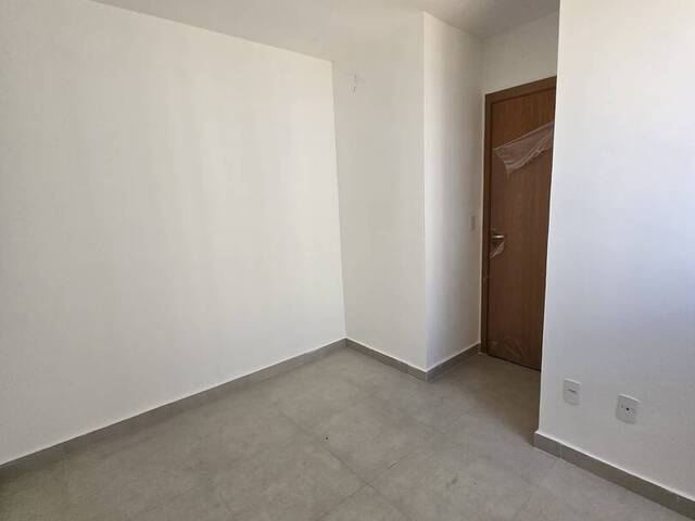Apartamento para Venda em Cuiabá - 4